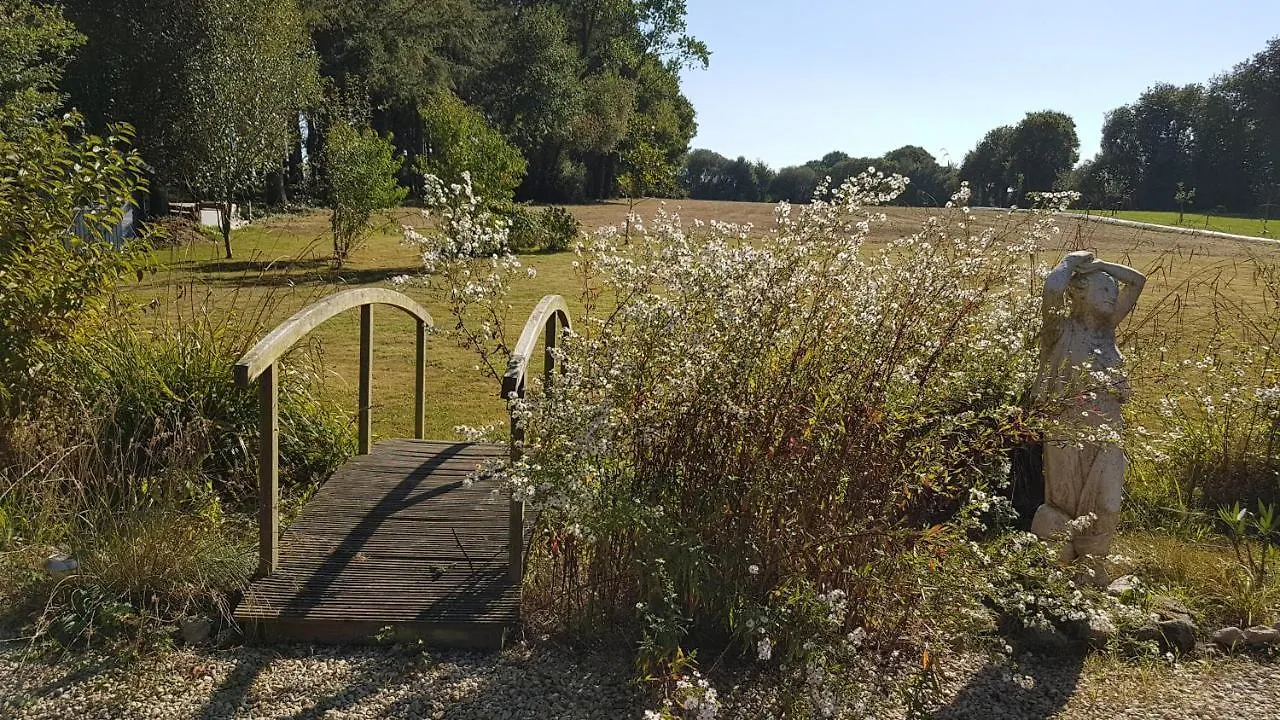 Plumelec Le Jardin Des Chenes酒店 法国